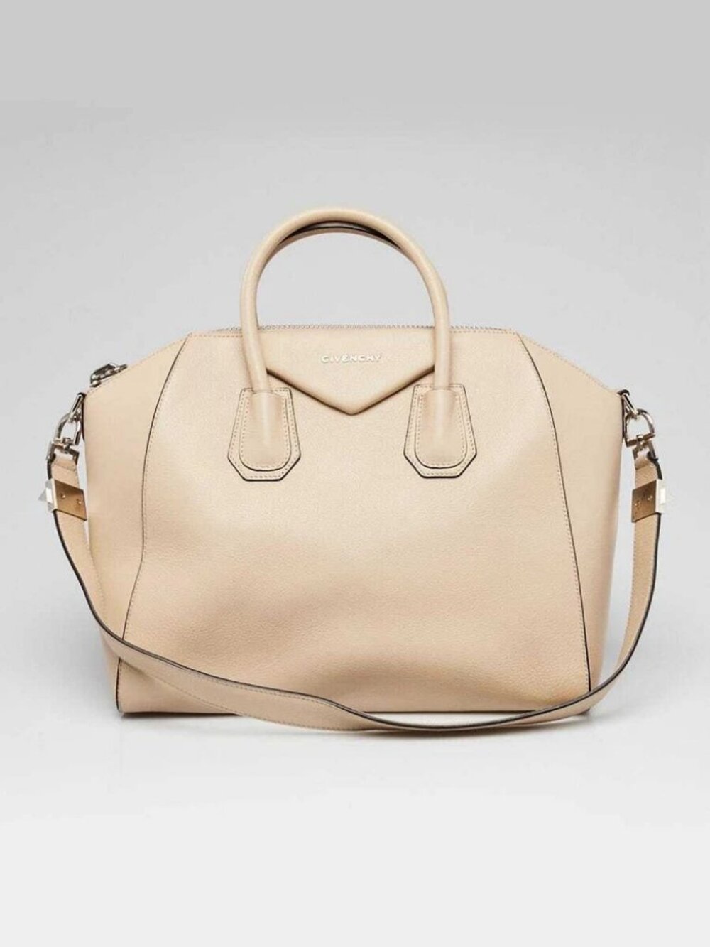 Givenchy Beige Sugar Goatskin Leather Medium Antigona Bag